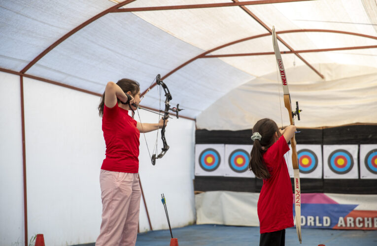 BÜYÜKŞEHİR’İN MİNİK OKÇULARINDAN 10 NUMARA HEDEF