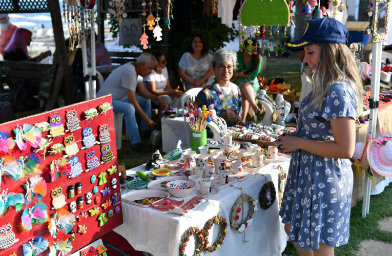 MERSİN BÜYÜKŞEHİR KENT ORKESTRASI MEZİTLİ DENİZCİLER KAMPI’NDA ‘YAZA MERHABA’ KONSERİ VERDİ