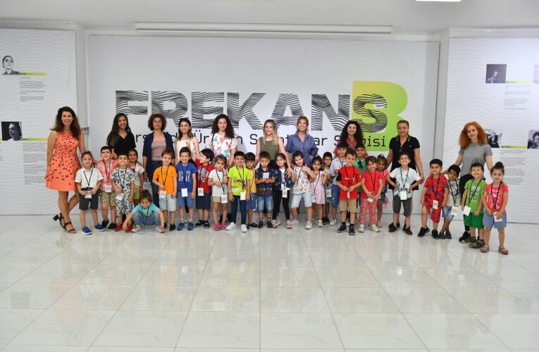 BÜYÜKŞEHİR’İN KREŞLERİNDEKİ MİNİKLERİN RENKLİ GÜNÜ