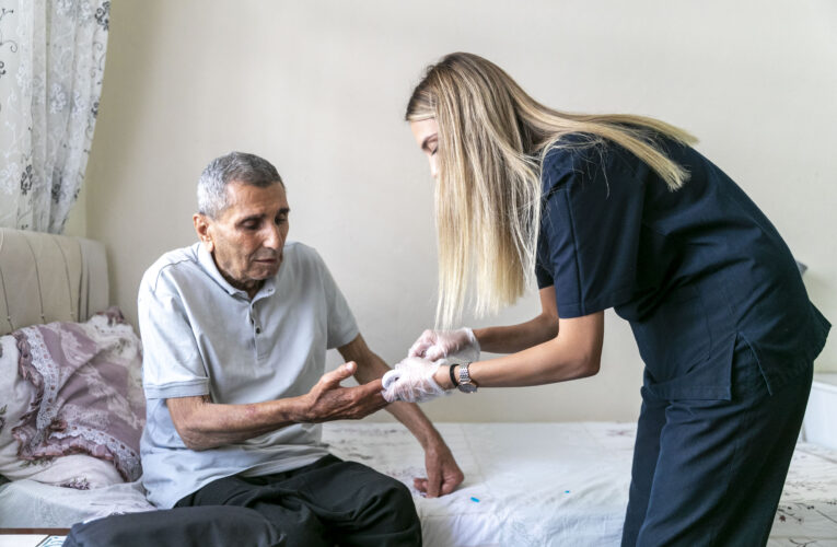 BÜYÜKŞEHİR EKİPLERİ, BİR VATANDAŞIN DAHA DERDİNE DERMAN OLDU