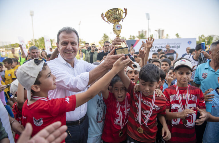 “MERSİNLİ AHMET STADI’NI DAHA İŞLEVSEL HALE GETİRECEĞİZ”