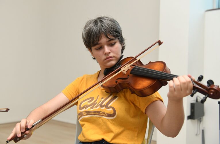 Yenişehir Belediyesi yaz okulu sanat kursları başladı