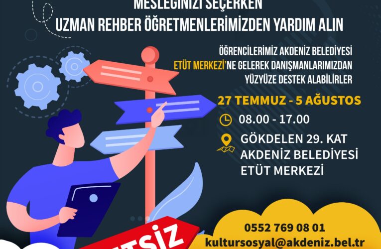 Rehber öğretmenler, öğrencilere yol gösteriyor