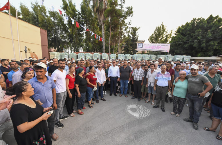 “BİZ HALKIN İÇİNDE OLMAKTAN MUTLUYUZ”