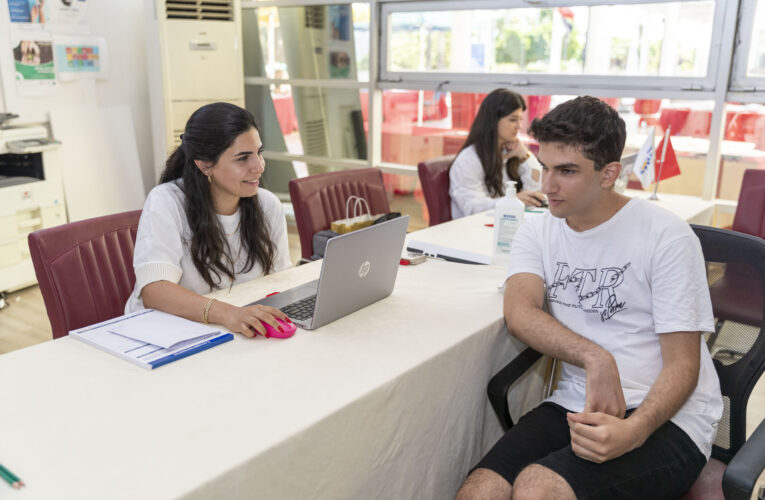 “PSİKOLOJİ VEYA HUKUK OKUMAYI DÜŞÜNÜYORUM”