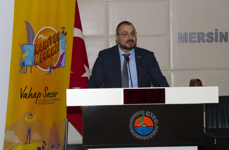 GENÇLER HEM MESLEK KAZANIYOR HEM DE İŞ HAYATINA HAZIRLANIYOR