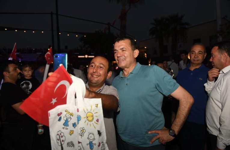 Yenişehir sokaklarında zafer coşkusu