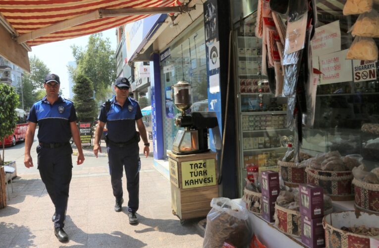 TOROSLAR ZABITASINDAN KALDIRIM İŞGALİ DENETİMİ