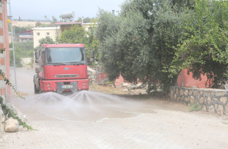 TOROSLAR’DA MAHALLELER KÖŞE BUCAK TEMİZLENİYOR