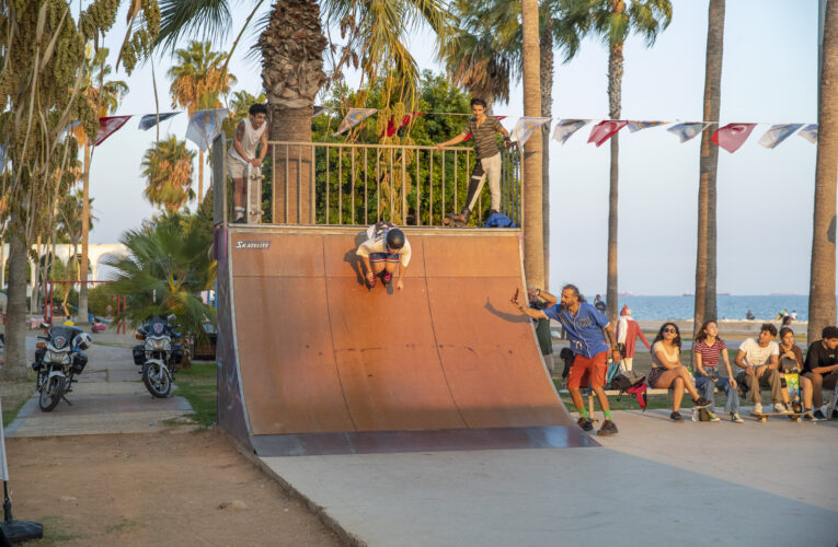 ‘SÜSLÜ KADINLAR BİSİKLET TURU’ İLE BİSİKLETSEVERLER TEMİZ ULAŞIM İÇİN PEDAL ÇEVİRDİ