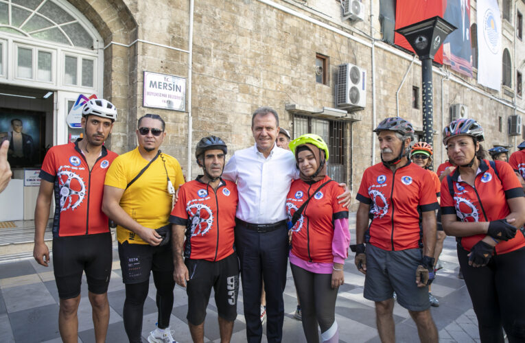 SEÇER: “YENİ YAPTIĞIMIZ VE YENİLEDİĞİMİZ YOLLARDA BİSİKLET YOLU MUTLAKA OLUYOR”