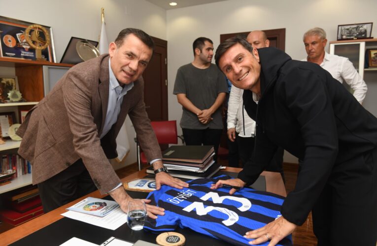 Yenişehir Belediyesi, Zanetti’yi çocuklarla buluşturacak