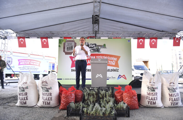 “SİLİFKE’DE 225 YETİŞTİRİCİYE TOPLAM 180 TON YEM DAĞITIYORUZ”