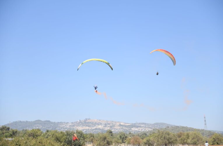 60 sporcu milli takıma seçilmek için Yenişehir semalarında uçtu