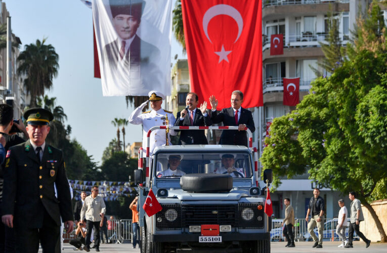 “BİZ ÜLKEYİ; EĞİTİMİ, BİLİMİ, SANATI, KÜLTÜRÜ ÖNCELEYEN BİR ANLAYIŞA EVİRECEĞİZ”