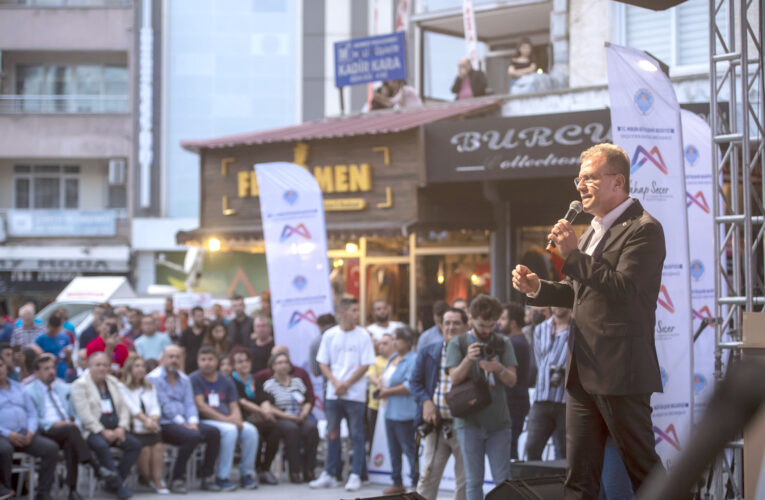 “ÜLKEYİ YÖNETMEYE TALİBİZ, ONUN İÇİN ÖNCE BELEDİYELERE TALİP OLDUK”
