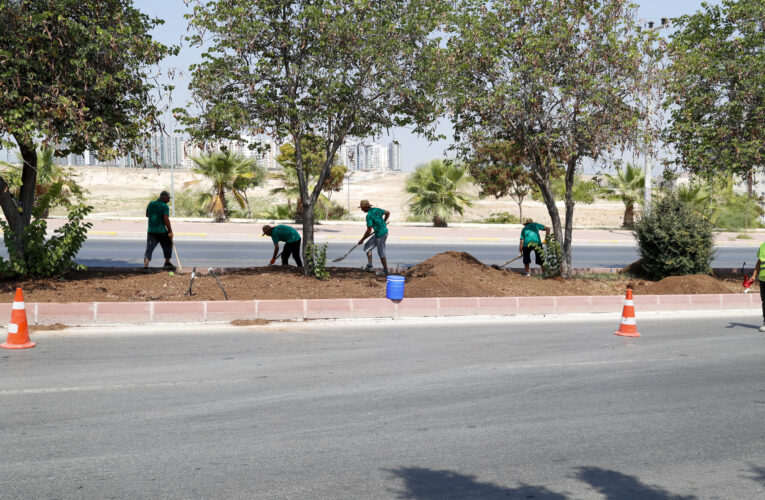 BÜYÜKŞEHİR BELEDİYESİ’NDEN KAPSAMLI REFÜJ YENİLEME ÇALIŞMASI