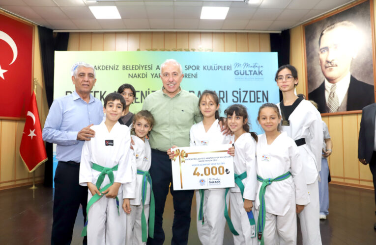 AKDENİZ BELEDİYESİ’NDEN AMATÖR SPOR KULÜPLERİNE CAN SUYU
