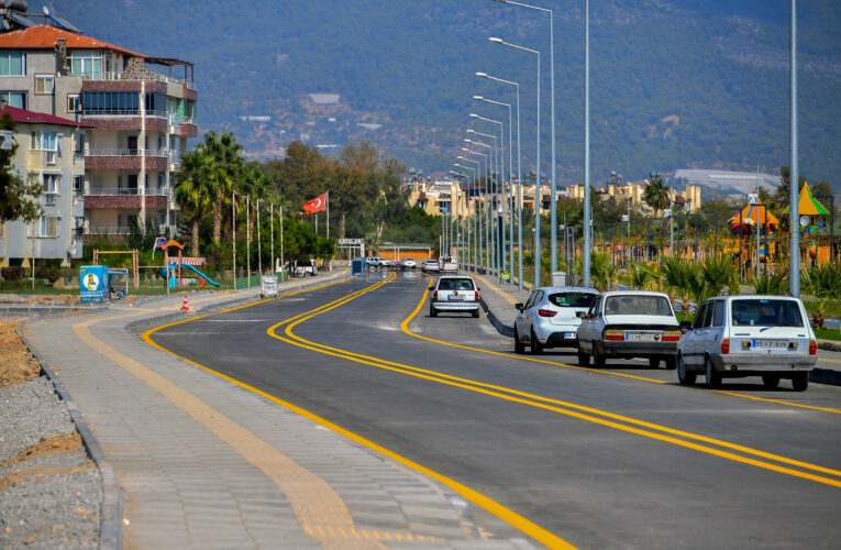 19 MAYIS, ŞEHİT PİYADE TEĞMEN AHMET TOR VE ADNAN MENDERES CADDELERİ’NE TOPLAM 13 BİN TON SICAK ASFALT