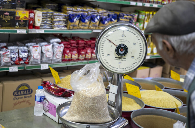 HALK KART’LA 54 MİLYON 264 BİN TL MERSİN’Lİ ESNAFIN KASASINA GİRDİ