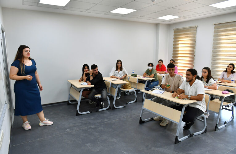 HALKKENT MERCEK’TE KURSLAR BAŞLADI