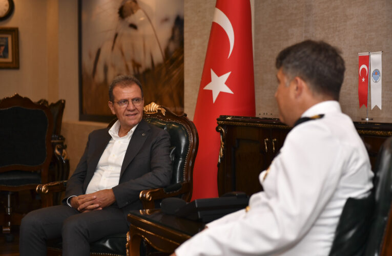 DENİZ ASTSUBAY MESLEK YÜKSEKOKULU KOMUTANLARI VE ÖĞRENCİLERİNDEN BAŞKAN SEÇER’E ZİYARET