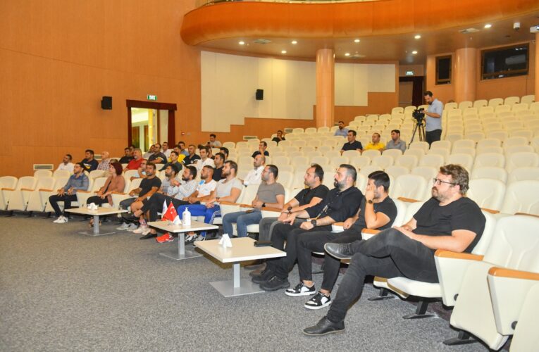 Yenişehir Belediyesinden erkek personele kadına şiddetle mücadele eğitimi