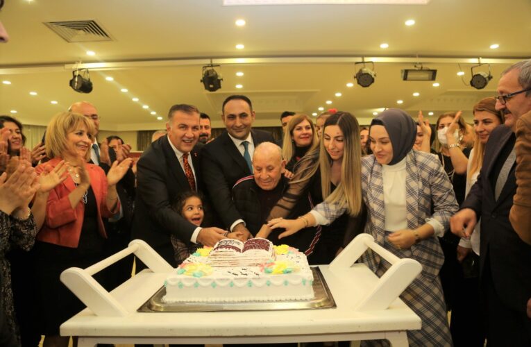 BAŞKAN YILMAZ, ÖĞRETMENLER GÜNÜ’NÜ KUTLADI