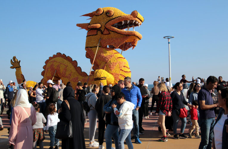 İLK 3 SAATTE 50 BİN KİŞİ AĞIRLANDI