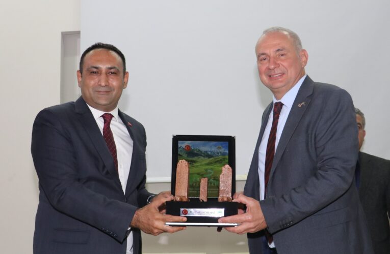 Prof. Dr. Turan Yazgan’ı Anma Programına Katılan Başkan Yılmaz; “Prof. Dr. Turan Yazgan Hocamız, Türk Milliyetçiliği Fikir Zincirinin En Önemlisi Halkasıdır.”