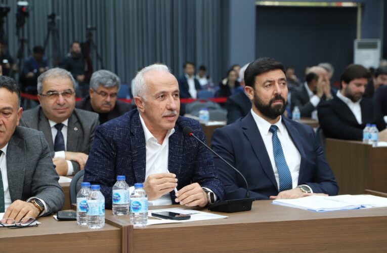 “Bazı kişiler yanlış bilgilerle milletin kafasını karıştırıyor”