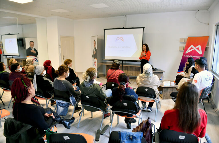 KATILIMCILAR EĞİTİMDEN MEMNUN AYRILDI