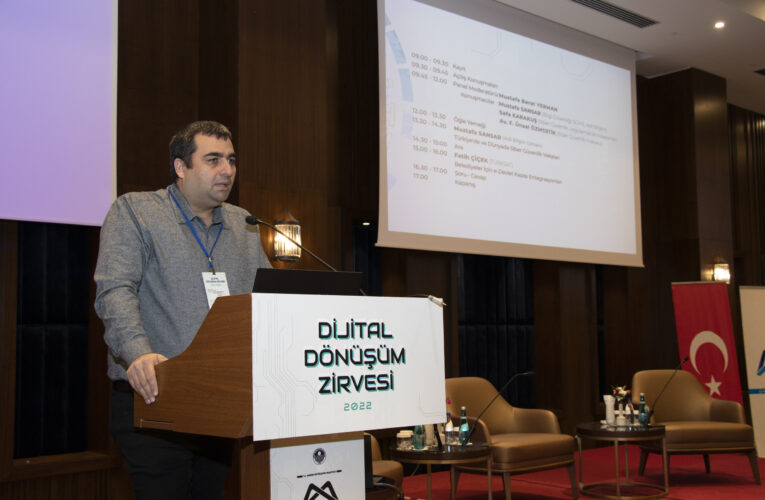 MERSİN VE ADANA’DAN BİRÇOK KURUMUN BİLİŞİM SORUMLULARI ZİRVE’DE BİR ARAYA GELDİ