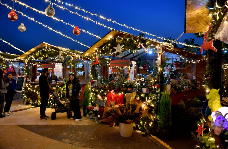 BÜYÜKŞEHİR YILBAŞI PAZARI HERKESE HİTAP EDİYOR