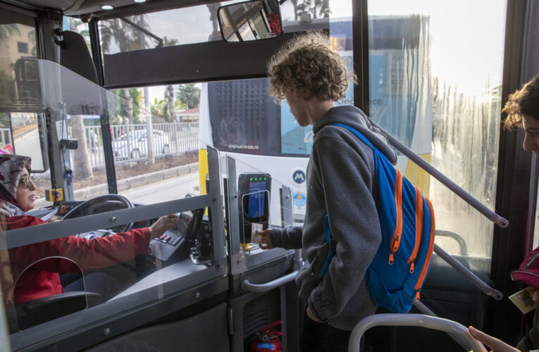 ÖĞRENCİLERİN ULAŞIM ÜCRETİ 3’DE 2 ORANINDA AZALTILDI