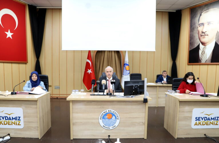 BAŞKAN GÜLTAK; ASFALT, YOL VE KALDIRIM RAKAMLARINI MECLİS ÜYELERİ İLE PAYLAŞTI