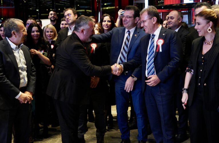 “İNŞALLAH TÜRKİYE’DE HER ŞEY DEĞİŞECEK VE BU KADROLAR ÇOK GÜZEL İŞLER YAPACAK”