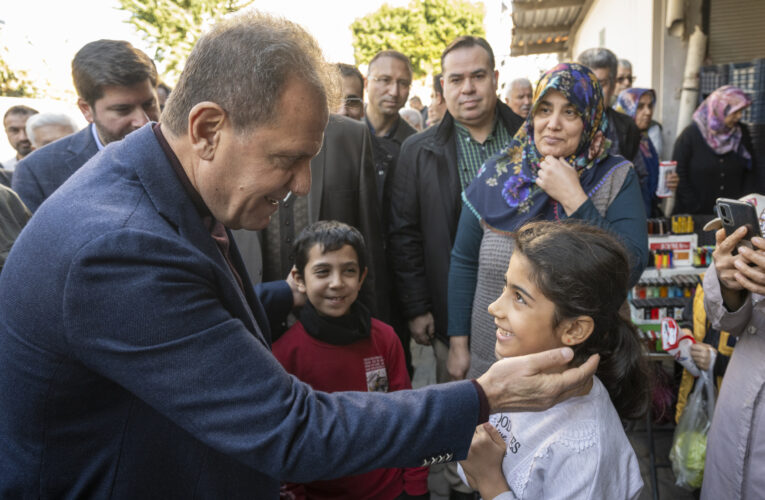 BAŞKAN SEÇER, TARSUSLULARIN YENİ YILINI KUTLADI