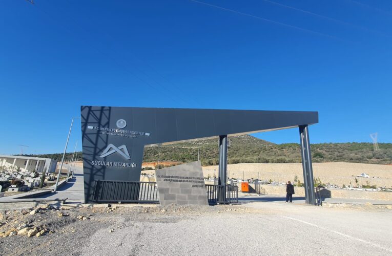 “13 İLÇEMİZDE MERSİN’E DEĞER KATAN ÇALIŞMALARIMIZ ARALIKSIZ SÜRÜYOR”