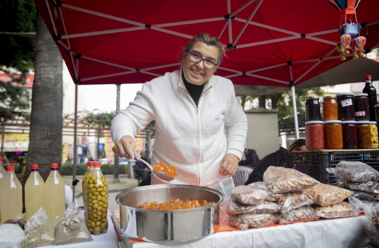 BÜYÜKŞEHİR, KADINLARA GELİR KAPISI OLMAYA DEVAM EDİYOR