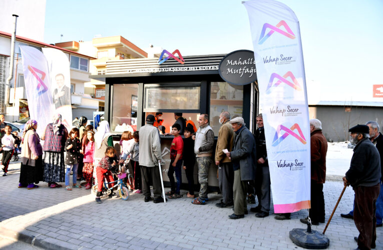 KARGIPINARI’NDA İKİ CADDEYE 2 BİN 92 TON SICAK ASFALT DÖKÜLDÜ