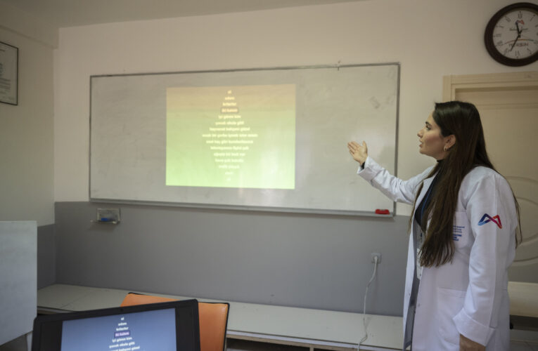 ÖĞRENCİLER: “BÜYÜKŞEHİR’İN DESTEKLERİ İLE HER ŞEYİN BAŞARILABİLECEĞİNİ DÜŞÜNÜYORUZ”