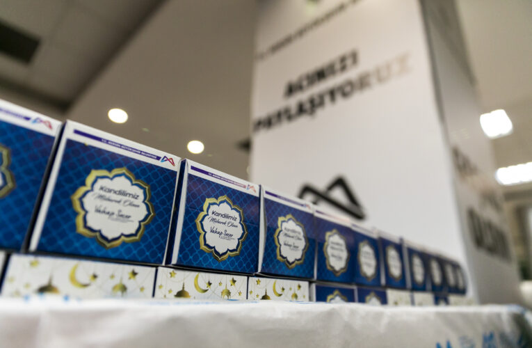 BÜYÜKŞEHİR, MİRAÇ KANDİLİ’NDE 15 BİN KANDİL SİMİDİ DAĞITTI