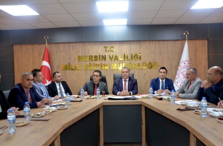 İlçe milli eğitim müdürleriyle değerlendirme toplantısı