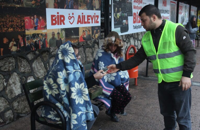 “Vatandaşlara Sıcak Çorba İkram Edildi”