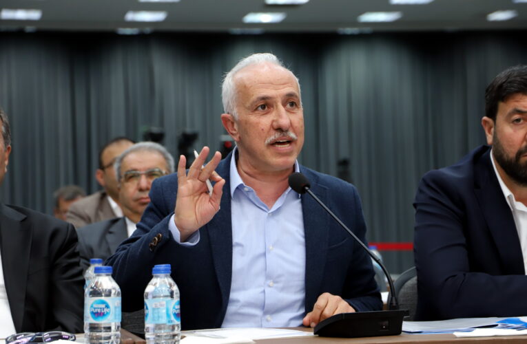 “Güneşi balçıkla sıvayamazsınız”