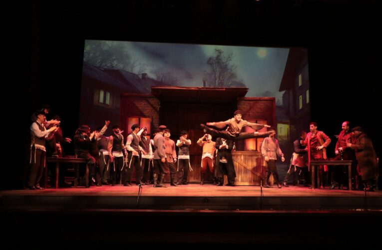 “Mersin DOB Damdaki Kemancı Prömiyeri ile geliyor”