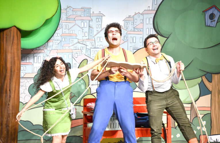 Yenişehir Belediyesinden depremzede çocuklara özel tiyatro oyunu