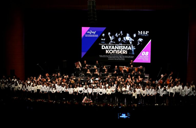 Dayanışma Konseri’nde elde edilen gelir  ihtiyaç sahiplerine ulaştırıldı.