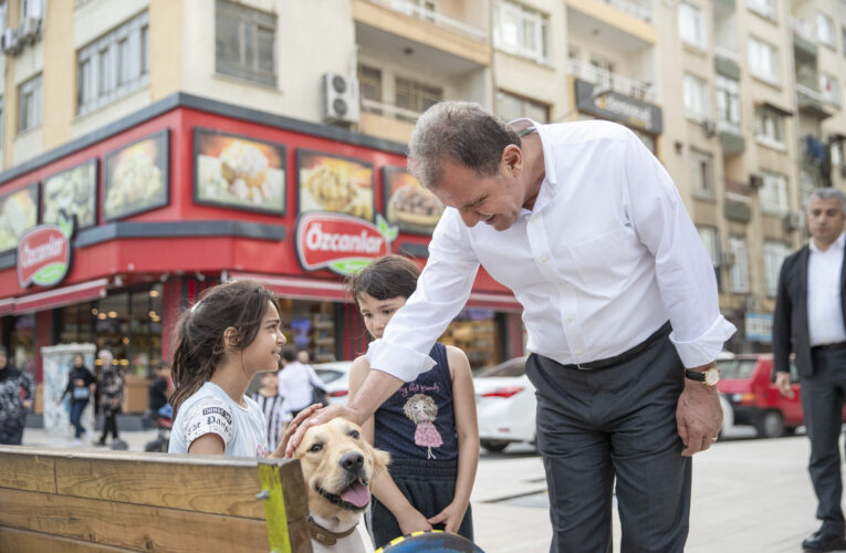 İSTİKLAL CADDESİ ÇALIŞMALARI İÇİN ESNAF VE VATANDAŞTAN SEÇER’E TEŞEKKÜR